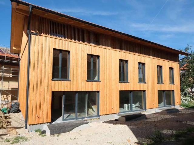 Vielfältiges Reiheneckhaus als Ausbauhaus – KG/EG bezugsfertig, Familienidylle pur