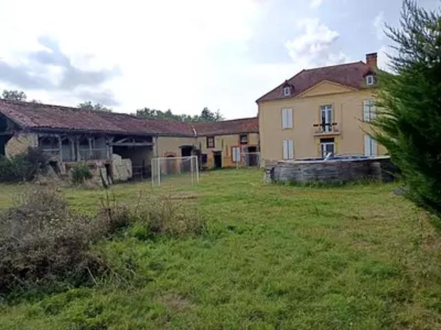 Viella 32400 Achat / Vente maison 7 pièces t7 terrasse