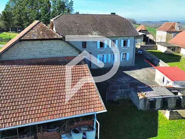 Vielleségure 64150 Achat / Vente maison 7 pièces t7 au dernier étage parking