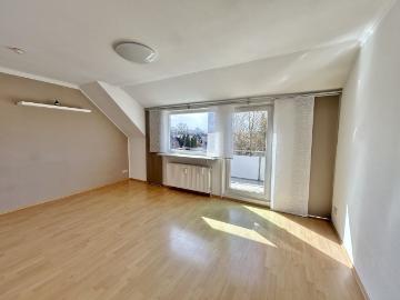 Vielseitig nutzbar – gut geschnitten mit Balkon in Delmenhorst