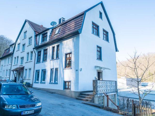 Vielseitiges 2 3 Familienhaus mit Wohlfühlcharakter