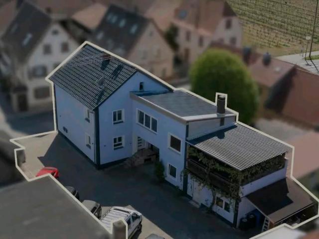 Vielseitiges Ein oder Zweifamilienhaus in Top Zustand!