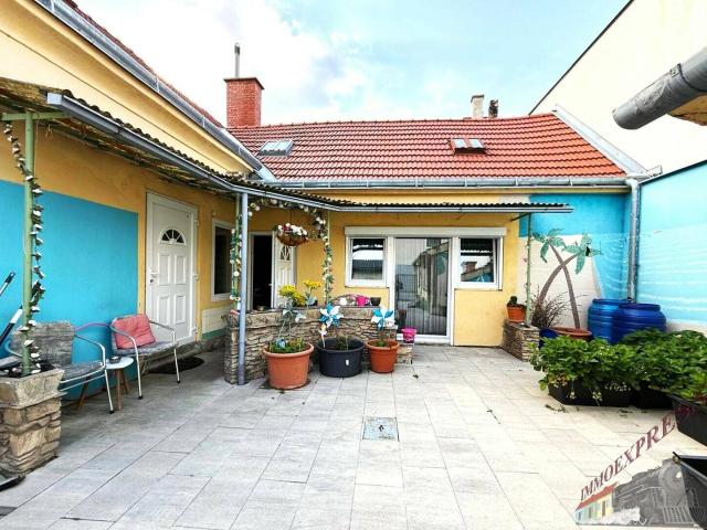 Mit viel Liebe renoviertes Ein bzw. Zweifamilienhaus, in Ternitz!