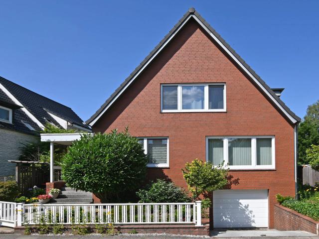 Vielseitiges Ein/Zweifamilienhaus in ruhiger zentraler Lage von HH Billstedt mit schönem Grundstück!