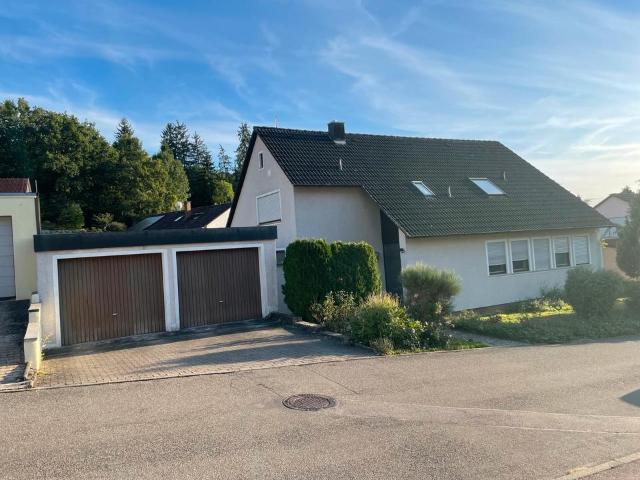 Vielseitiges Haus in Bühlertann: Platz für Ihre Ideen