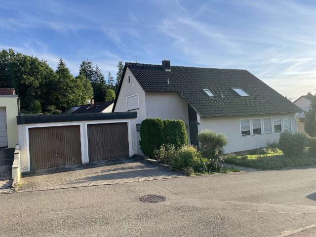Vielseitiges Haus in Bühlertann: Platz für Ihre Ideen