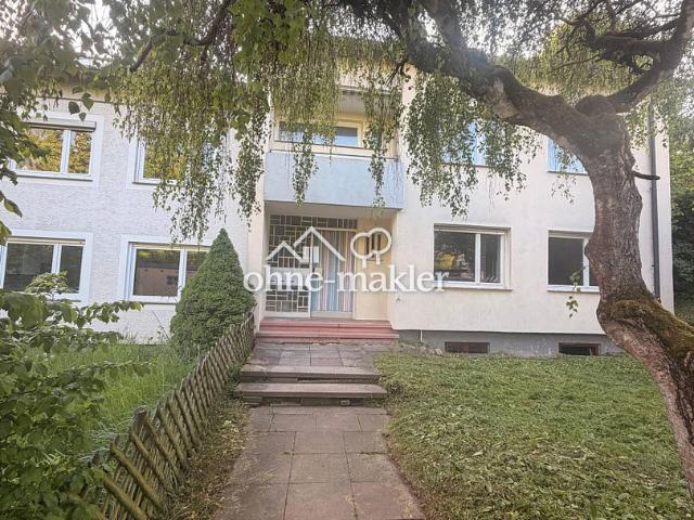 Vielseitiges Mehrfamilienhaus in Top Lage von Stuttgart Büsnau! Sofort bezugsfrei & provisionsfrei!