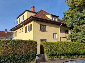 Vielseitiges Mehrfamilienhaus mit Charakterlage im Herzen des Vorklosters