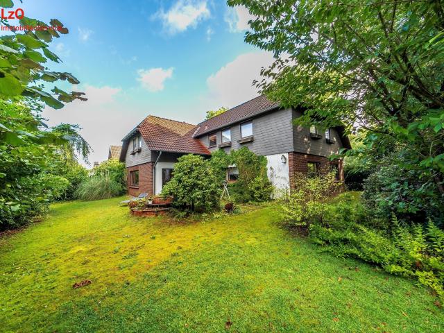 Vielseitiges Mehrfamilienhaus mit großem Grundstück in Bad Zwischenahn/Bloh