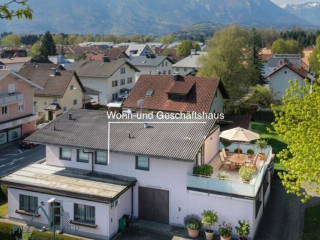 Vielseitiges Wohn und Geschäftshaus mit Ausbaupotenzial
