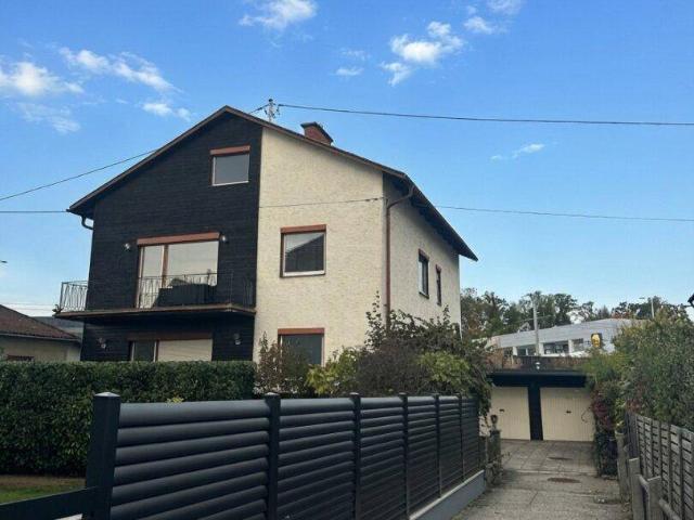 Vielseitiges Wohnhaus mit drei Wohnebenen – ideal für Großfamilien, Mehrgenerationenwohnen oder Anleger!