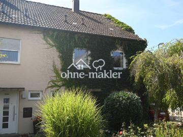 Vielversprechende Doppelhaushälfte in ruhiger Lage mit Garten