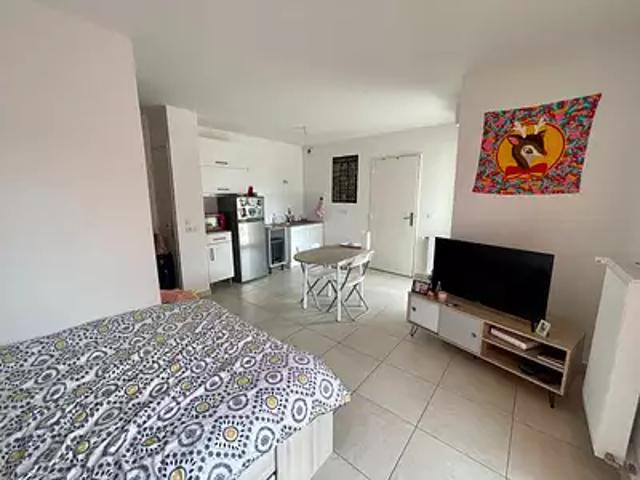 Vienne 38200 Location appartement 1 pièce t1 parking