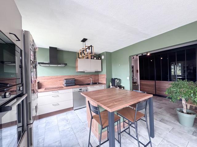 VIENNE Appartement T3 lumineux avec balcon, ascenseur et espaces verts