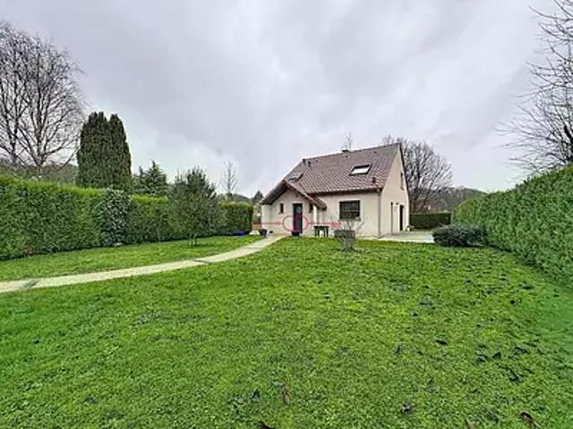 Vienne le Château 51800 Achat / Vente maison 6 pièces t6 au dernier étage