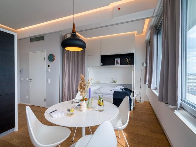 Viennese retreat measuring 46m² in the historic Philips Haus right next to the Wienerberg recreation area, Vienna Amsterdam Apartments for Rent