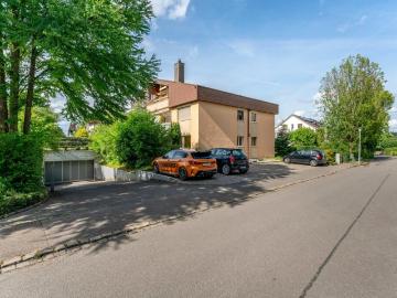 Vier geräumige Zimmer zum super Preis !