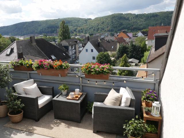 VIER LOGGIEN Sonne von früh bis spät! Ca. 96 m² 4 Zimmer Dachgeschosswohnung in HA Boelerheide