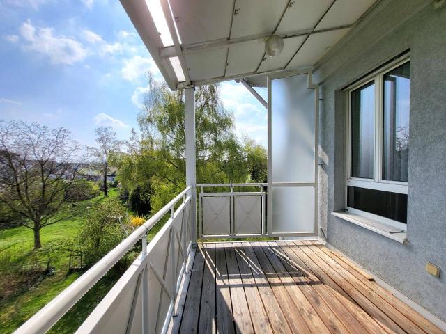 Vier Raum Wohnung mit Balkon zum Wohlfühlen in bester Lage!