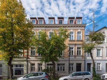 VIER WOHNUNGEN, EIN INVESTMENT | Aufgeteiltes Immobilienpaket mit stabiler Ertragsbasis
