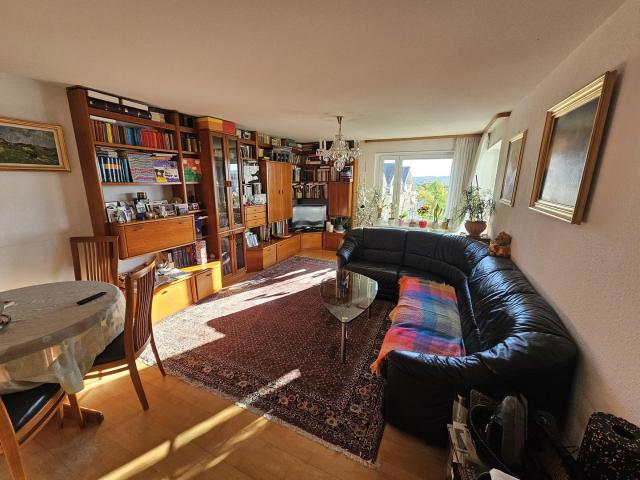 Vier Zimmer Wohnung in Böblingen Dietzenhalde zum Verkauf