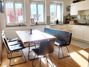 Vier Zimmer Maisonette Wohnung auf hohem Niveau mit Panorama Dachterrasse