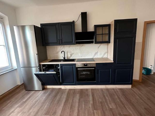 Vier Zimmer mit neuer, moderner Einbauküche in Brandenburg an der Havel