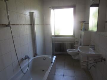 Vier Zimmerwohnung mit Garten und Balkon in Geisenhausen