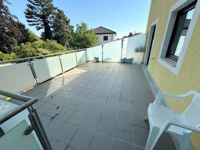 Vier Zimmerwohnung mit Terrasse in Frohsdorf!