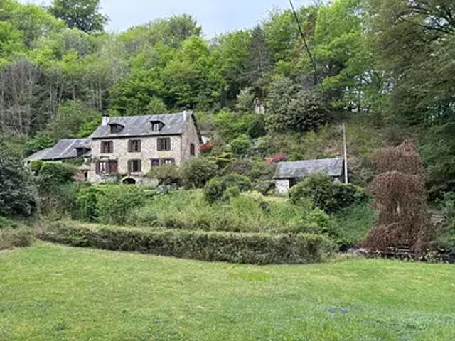 Vigeois 19410 Achat / Vente maison 7 pièces t7