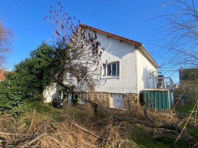 Vigneux Maison sur jardin arboré à rénover
