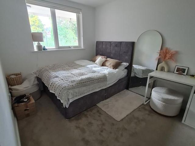Viktoria Pfeff Has an Apartment