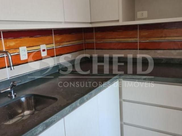 VILA MADALENA COM 1 SUÍTE E TERRAÇO