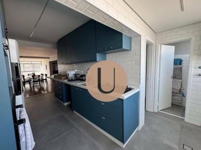 Vila Mariana – Apartamento de 140 m² ao lado do Metrô, com 3 dormitório na planta original, transfor