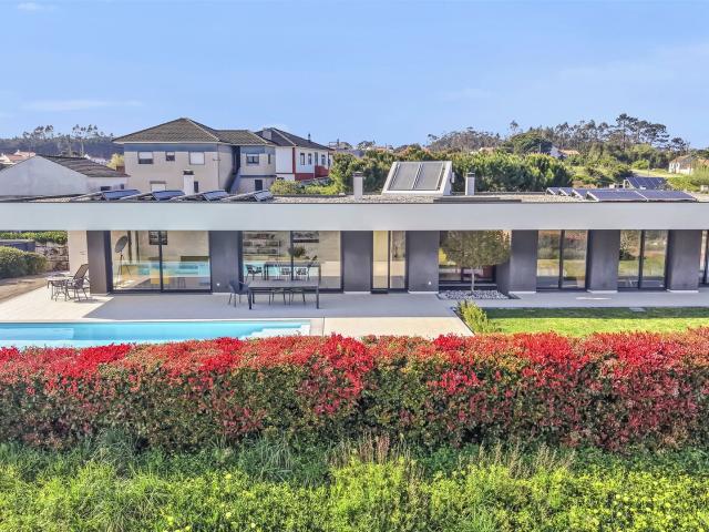 Vila moderna com belas vistas do campo 175m² Alfeizerão