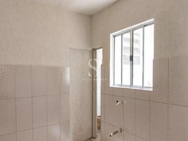 VILA MONUMENTO, CASA RESIDENCIAL DE 141M² COM 3 DORMITORIOS, 2 BANHEIROS E 4 VAG
