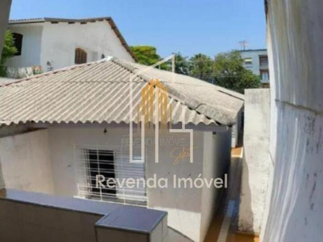 VILA MONUMENTO, CASA TÉRREA DE 241M² COM 3 DORMITORIOS, 2 BANHEIROS E 1 VAGA DE GARAGEM