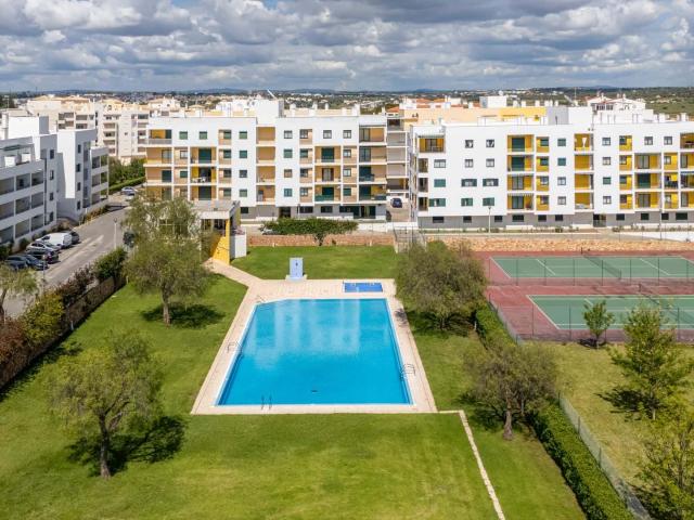 Vila Nova Sunny 2BR Apt with Pool