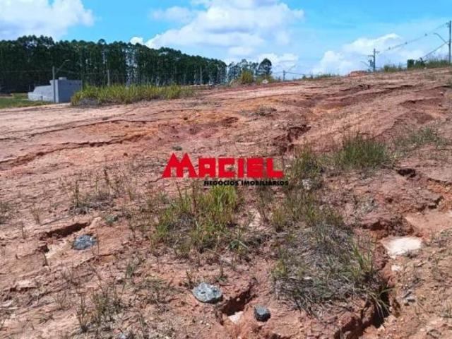 Vila Amelia, terreno plano com linda vista