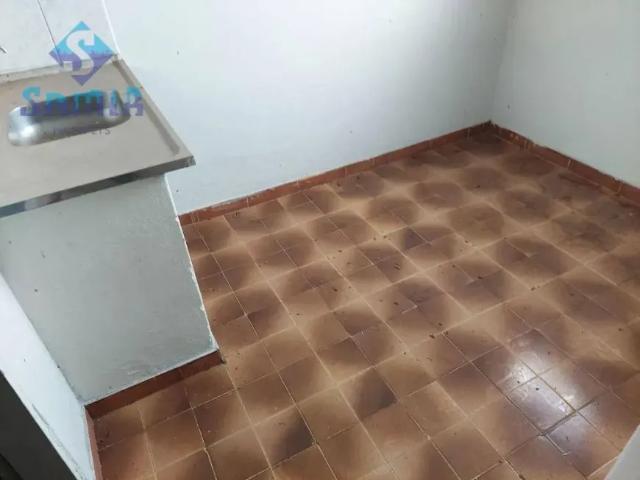 Vila com 20 unidades sendo 2 aptos de2 quartos e 18 quitinetes no Tauá ilha do Governador
