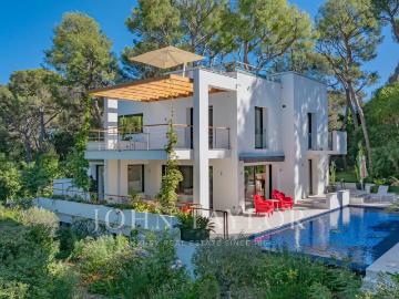 Villa contemporaine proche de la plage
