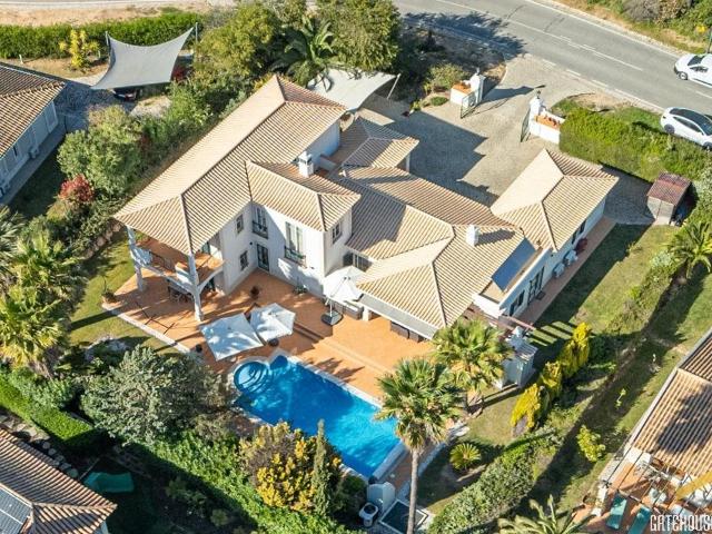 Vila de golfe destacada com piscina aquecida no Vila Sol Res. 246m² Vilamoura