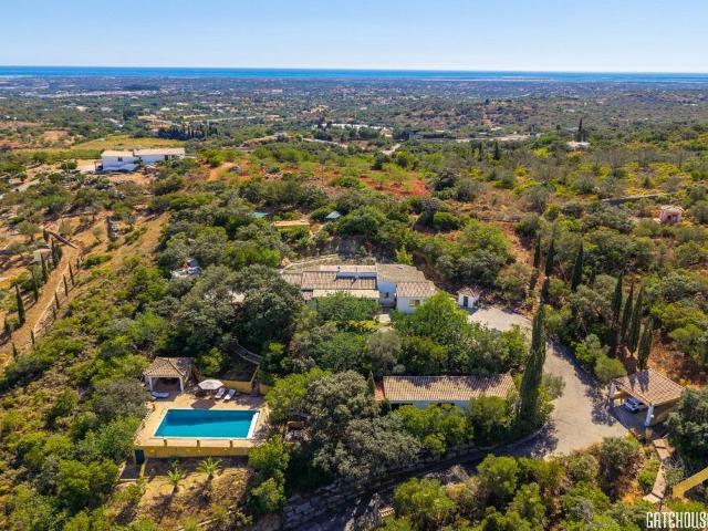 Vila de 3 Quartos, Anexo de 1 Quarto, Chalé de 3 Quartos Per. 223m² Moncarapacho e fuseta