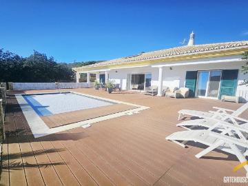 Vila de 3 quartos com ótimas vistas em Loulé, Algarve 303m² Loulé São Sebastião
