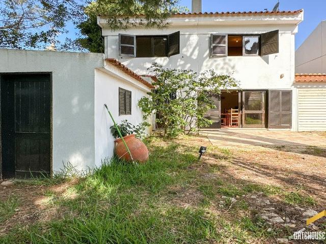Vila de 3 quartos para renovação em Vilamoura, Algarve 234m² Vilamoura
