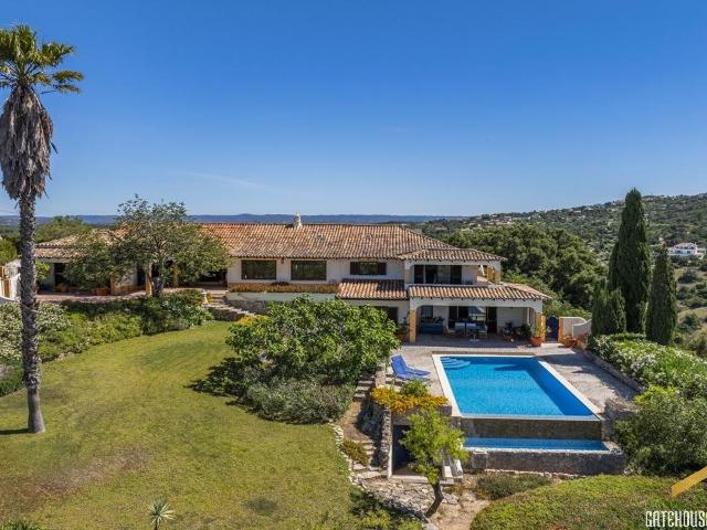 Vila de 4 quartos em Vale do Telheiro, Loulé, Algarve Gate. 300m² Loulé São Clemente