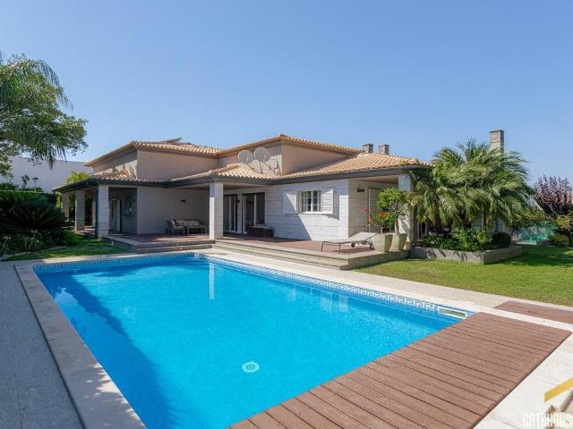 Vila de 5 quartos para venda em Olhos de Água, Algarve Gat. 331m² Albufeira e Olhos de Água