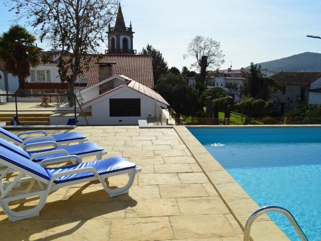 Vila Exclusiva com Vistas Panorâmicas sobre o Rio Minho – Ca. 378m² Caminha Matriz