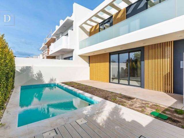 Vila ICÔNICA de Tavira com vistas deslumbrantes para o Mar e. 345m² Tavira santa maria