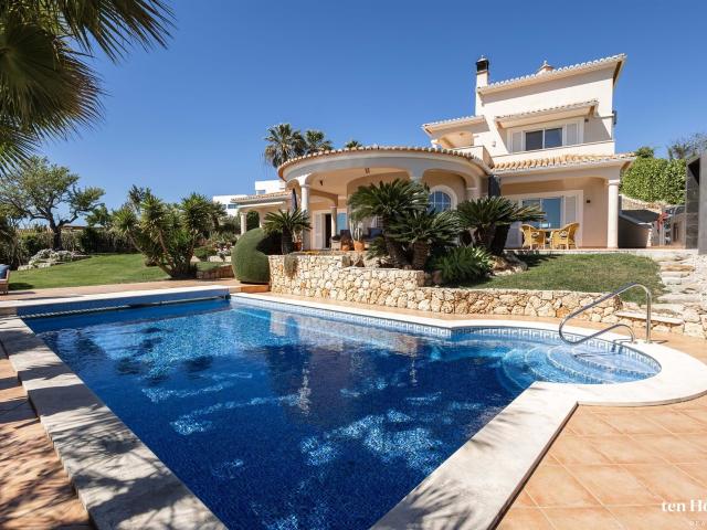 Vila Isolada 3 Quartos Caliças Lagos 253m² Lagos